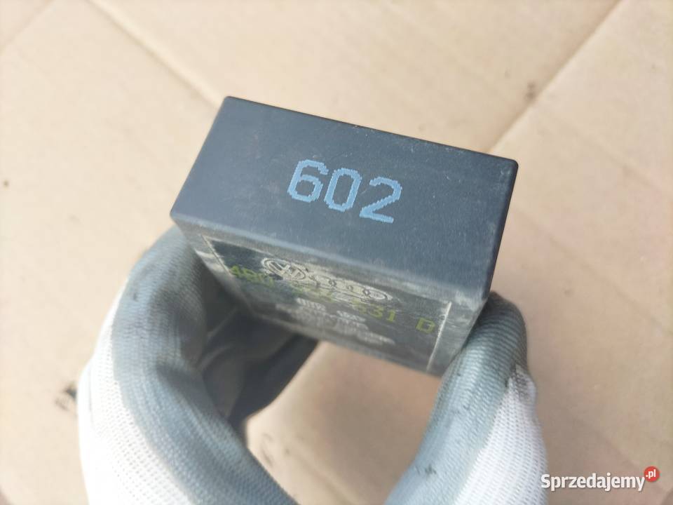 PRZEKAŹNIK 602 4B0955531D Węże chłodnicy Kamień-Kolonia