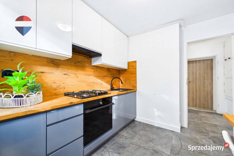 Wynajem 3 pokoje 2 balkony i zielony ogródek balkon Wynajem Zielona Góra