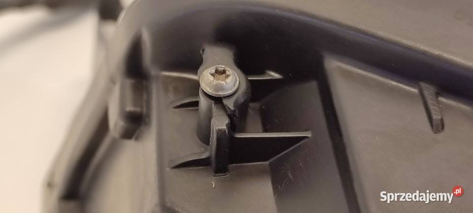 AUDI Q5 8R LAMPA PRAWY PRZÓD ANGLIK RHD
