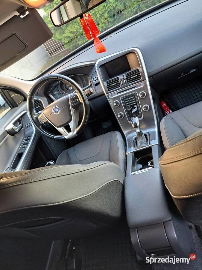 Sprzedam VOLVO XC60 Dąbrowa Białostocka