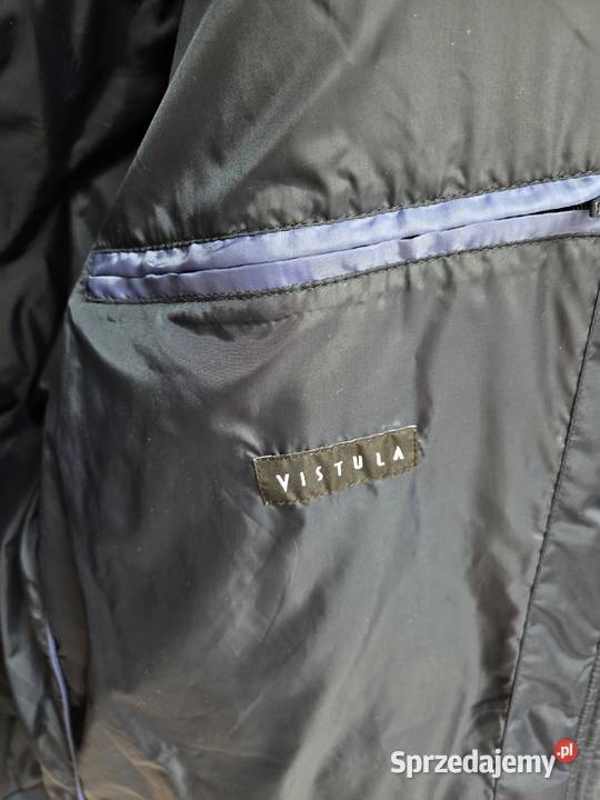 Granatowa kurtka zimowa z kapturem i futerkiem Liszki