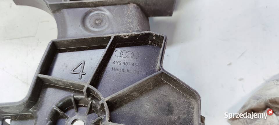 ŚLIZG ZDERZAKA PRAWY TYŁ AUDI A6 C8 4K9807454 śląskie Przystajń