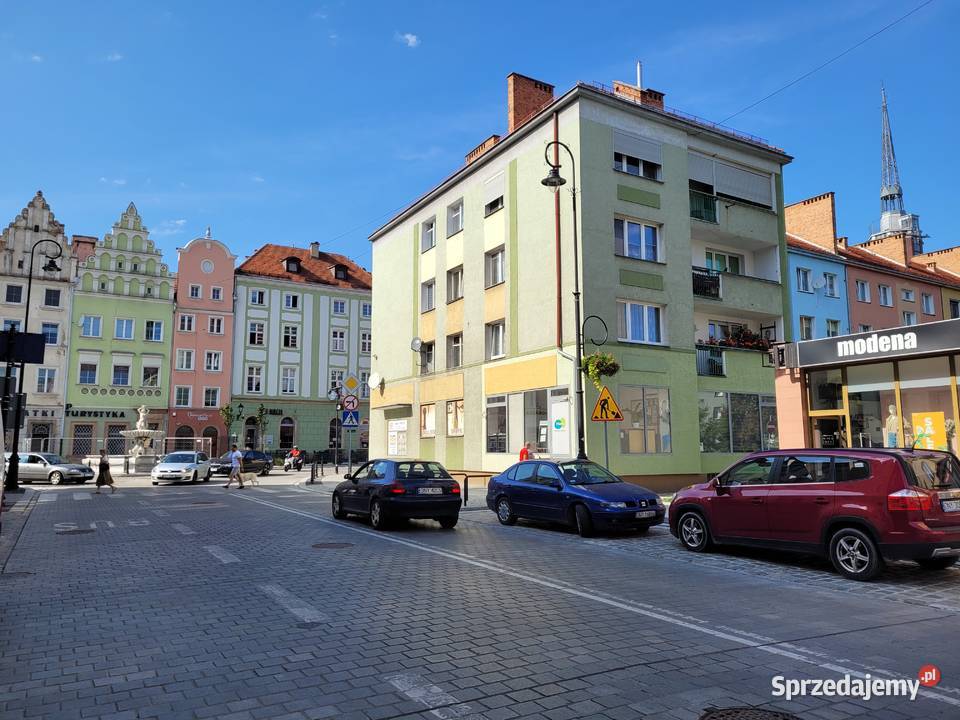 Lokal użytkowy narożny w centrum miasta tuż Nysa