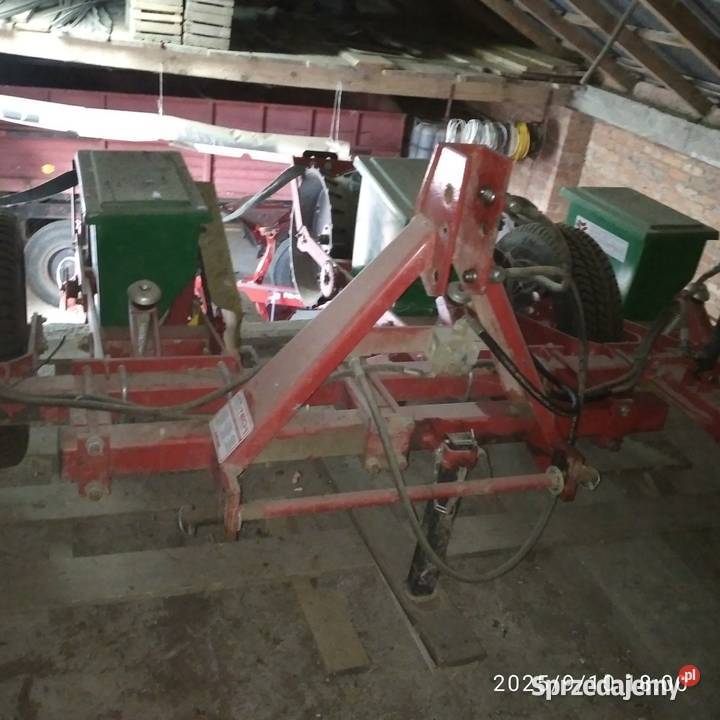Siewnik do kukurydzy S100 Niedrzwica Kościelna