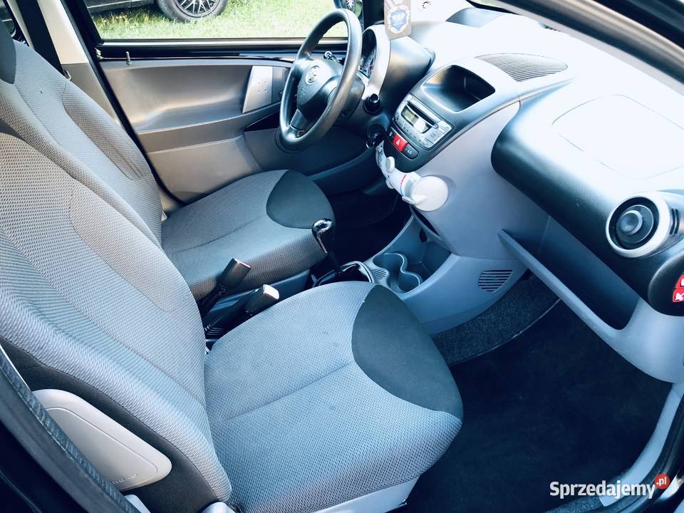 Toyota Aygo 10 VVTi KLIMATYZACJA 5drzwi BLACK Przeworsk sprzedam