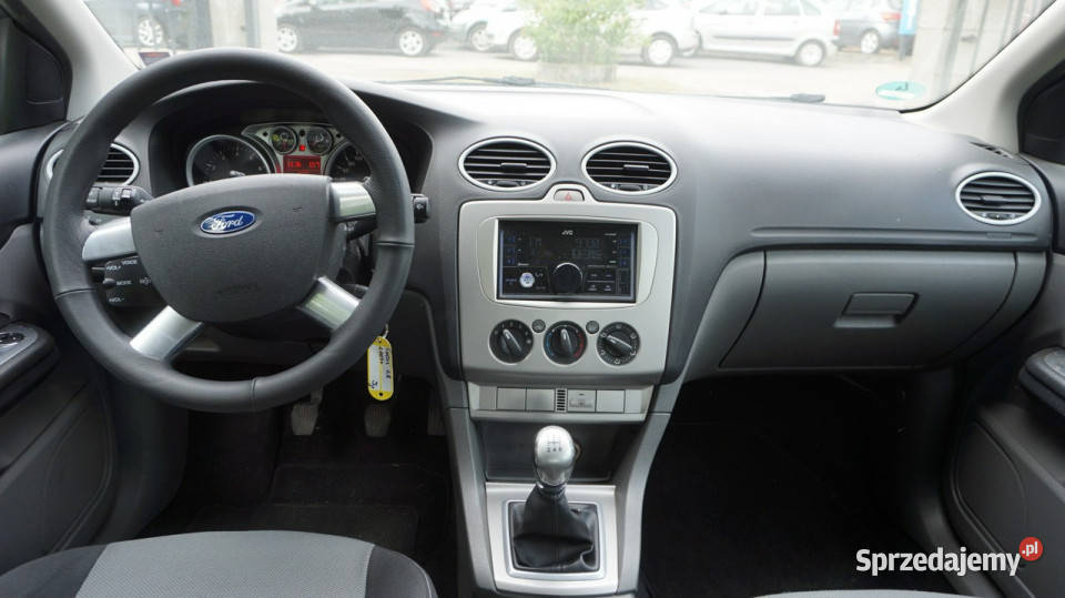 Ford Focus z Niemiec zarejestrowany Gwarancja Hatchback Zielona Góra sprzedam