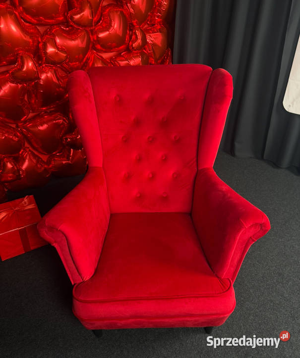 fotel w kolorze intensywnej czerwieni dolnośląskie sprzedam