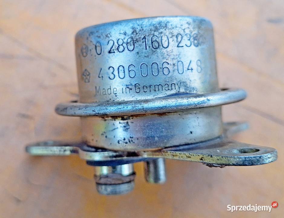 CHRYSLER 25I STEROWNIK CIŚNIENIA PALIWA Radom sprzedam