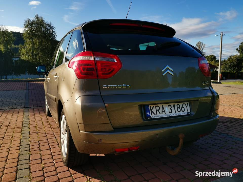 Wygodny przestronny piękny samochód w stanie 18 1800cm3 Trzemeśnia