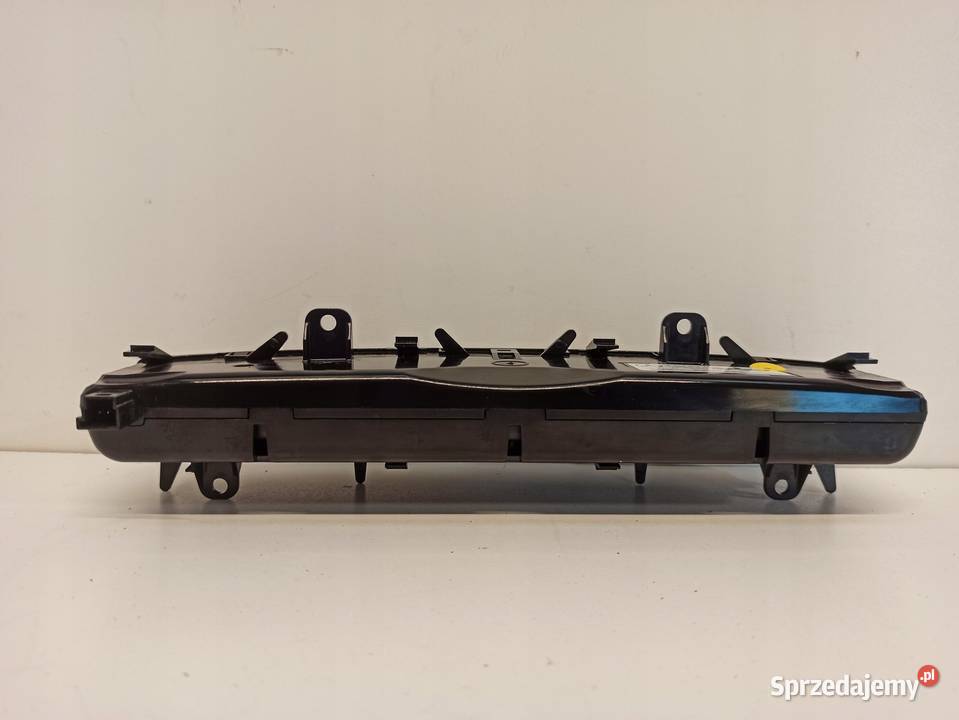 MERCEDES W205 PANEL KLIMATYZACJI A2059054806 osobowe dolnośląskie