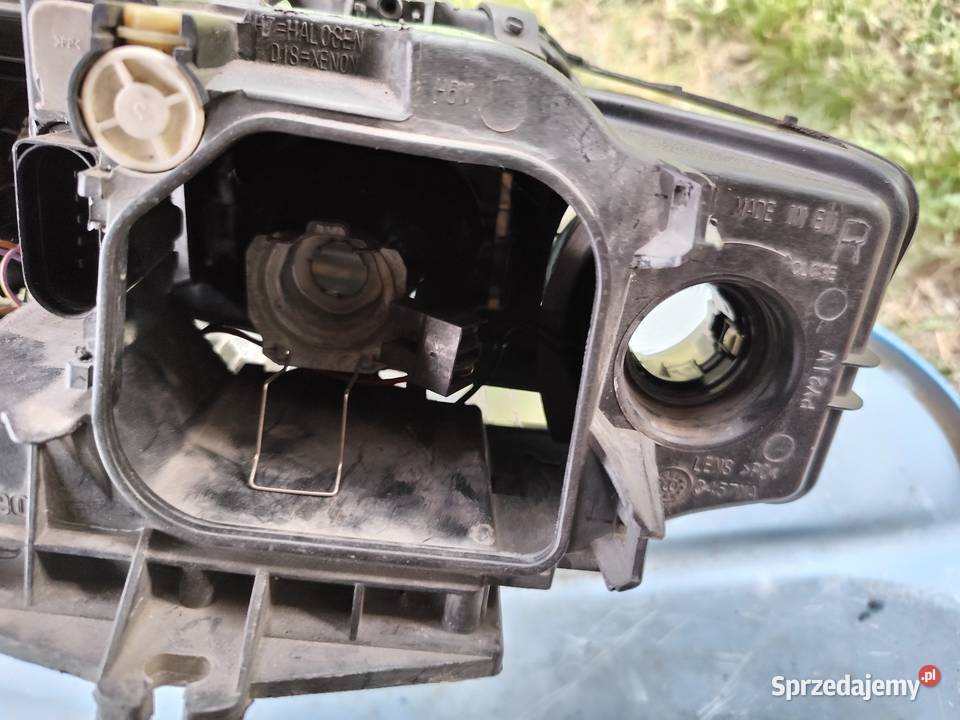 Lampa reflektor przedni lewy Valeo wielkopolskie Zaborowice