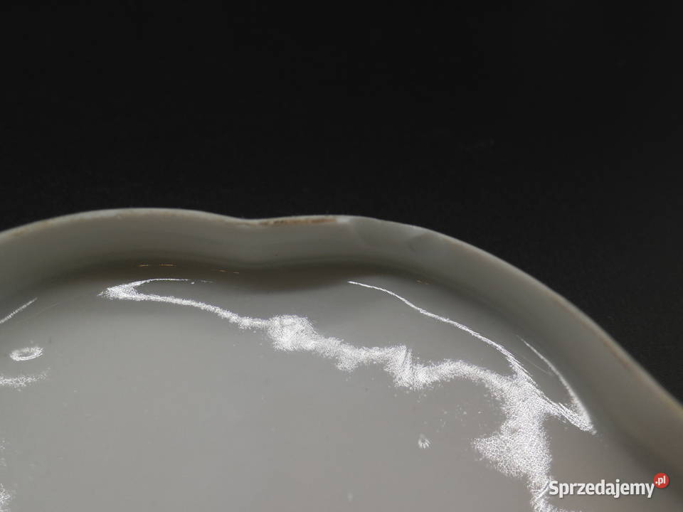 Puzdrobombonierka AHL Deckeldose Porcelana i szkło wielkopolskie Raszków