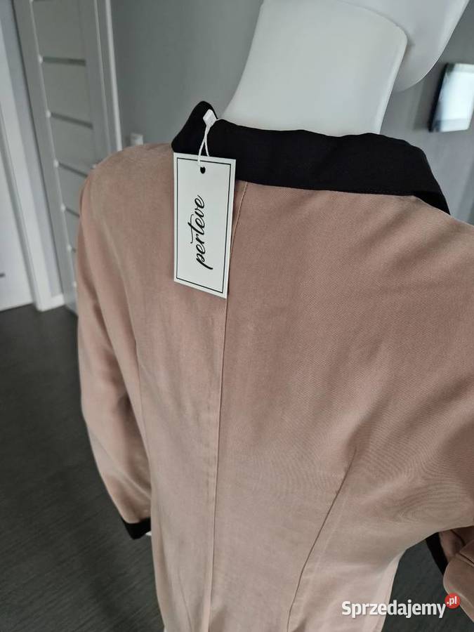 Sukienka na długi rękaw Rozmiar 40(L) Nowogard