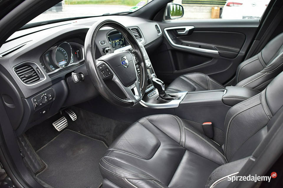 Volvo V60 24D6 AWD 288 RDesign Plugin Hybrid Led mazowieckie Nowe Kucice sprzedam
