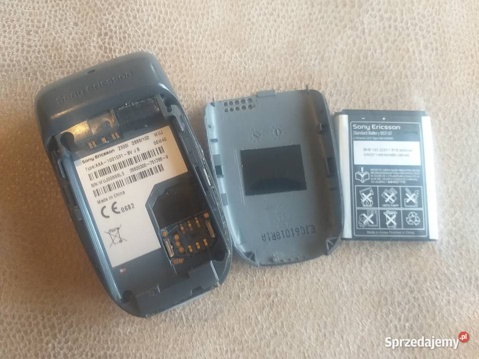 SONY Ericsson Z300i z300 telefon 300 z klapką Pozostałe Sandomierz