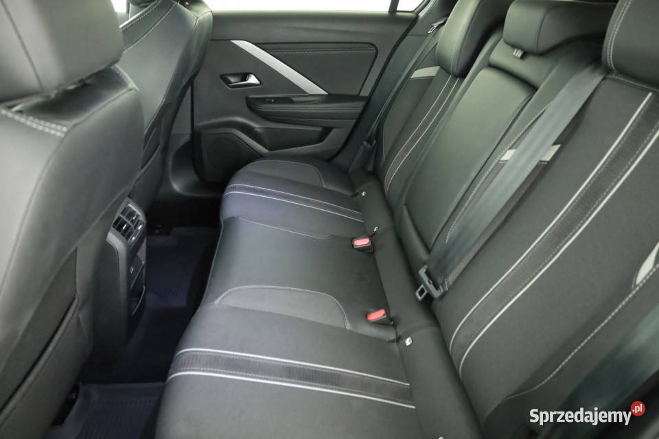 Opel Astra 12 Turbo 4/5 mazowieckie