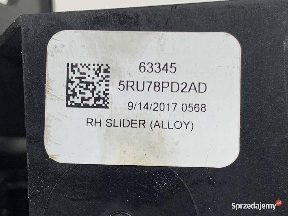 KLAMKA WEWNĘTRZNA PRAWY TYŁ CHRYSLER PACIFICA Klamki wewnętrzne