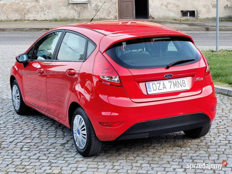 Ford Fiesta Benzyna nieuszkodzony Lipniki