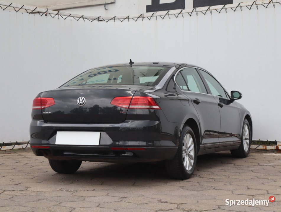 VW Passat 18 TSI Rok produkcji 2017 Łódź