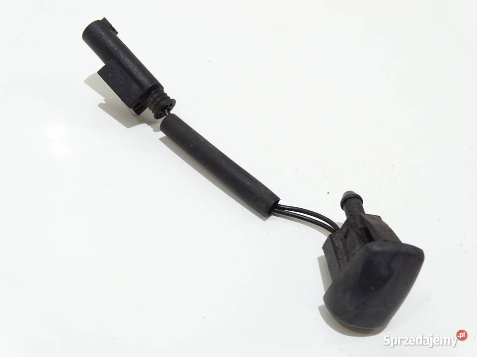 DYSZA SPRYSKIWACZA MASKI BMW E60 E61 7132969 Strzyżewice sprzedam