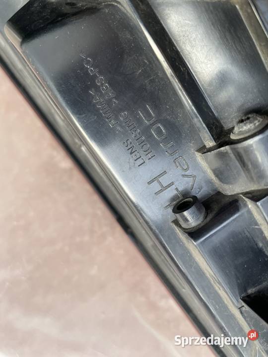 LAMPA TYLNA LED LEWA OE SKODA SUPERB COMBI Kozy