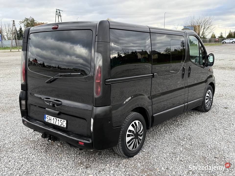 Renault Trafic 25 135 6 biegów L1H18 Łuków