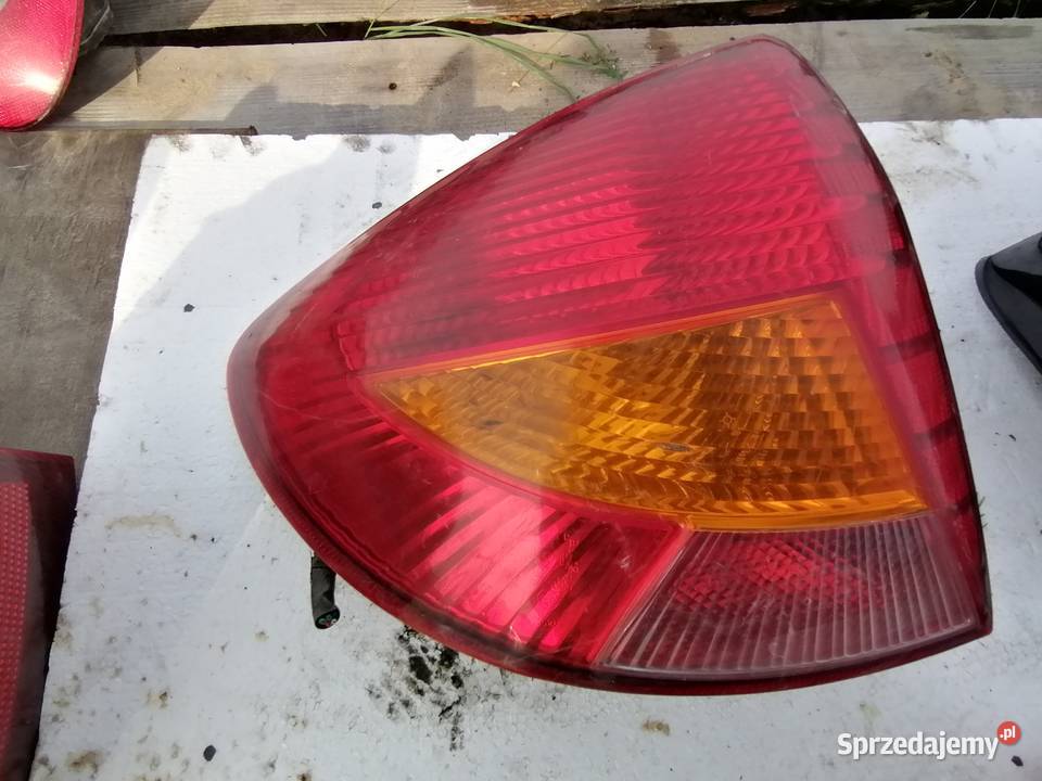 Lampy Tył Komplet Kia Rio lubelskie Pogorzelec