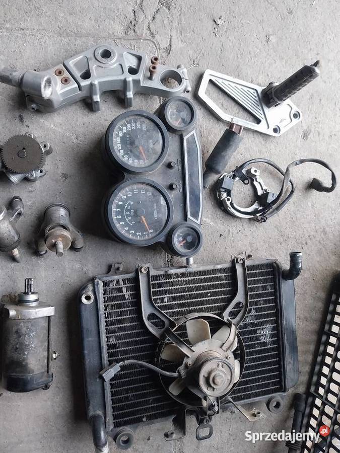 Kawasaki GPX 600 garażowe porządki Domaniów