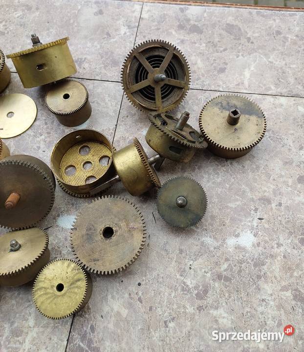 Zestaw 20 bębny mechanizmów starych zegarów Tczew