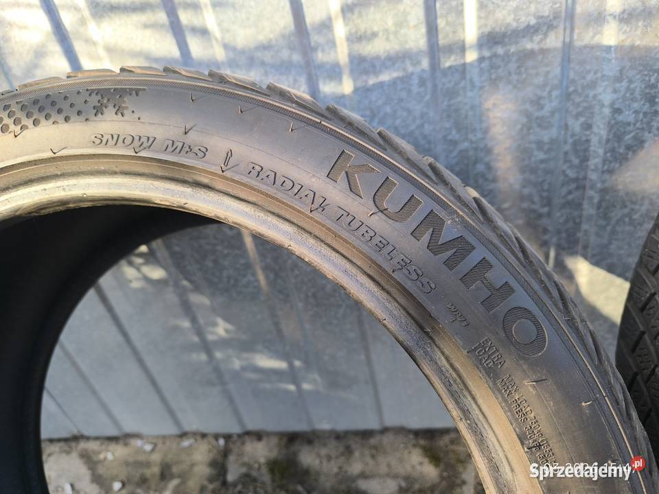 Opony używane Kumho WinterCraft WP71 245 40 r19