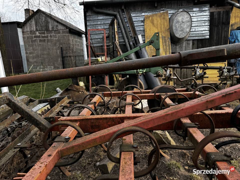 Kultywator Agregat uprawowy z wałkiem Zamość
