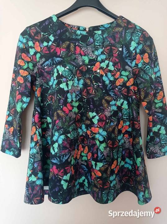 Bluzka w kolorowe motyle Mohito sprzedam