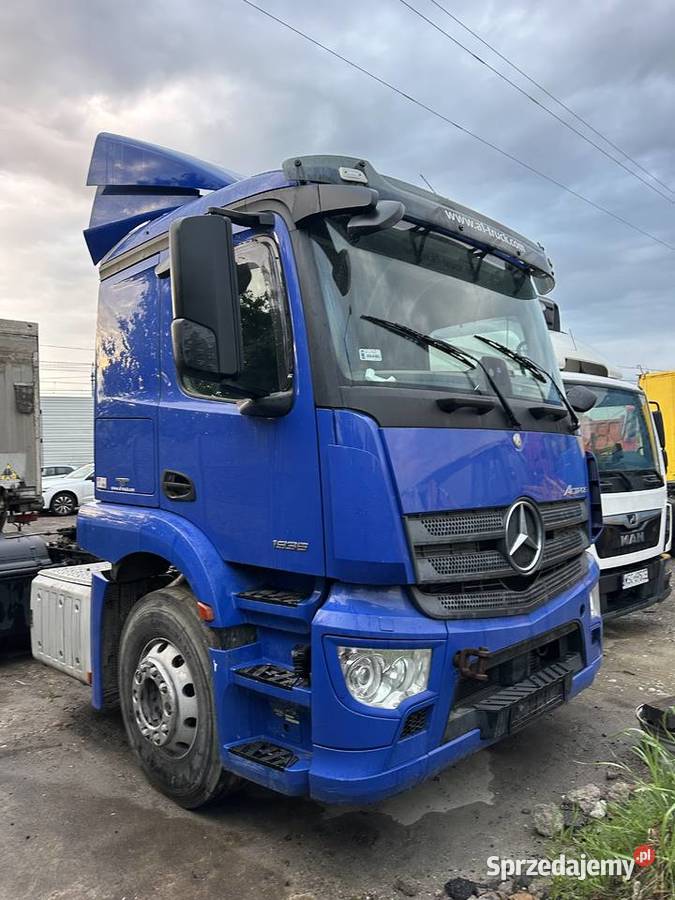 Mercedes Actros ciągnik siodłowy