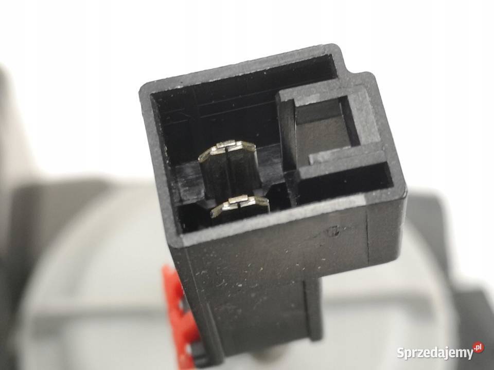 LAMPA LEWY PRZÓD LANCIA THEMA 1988 NOWA MAGNETI
