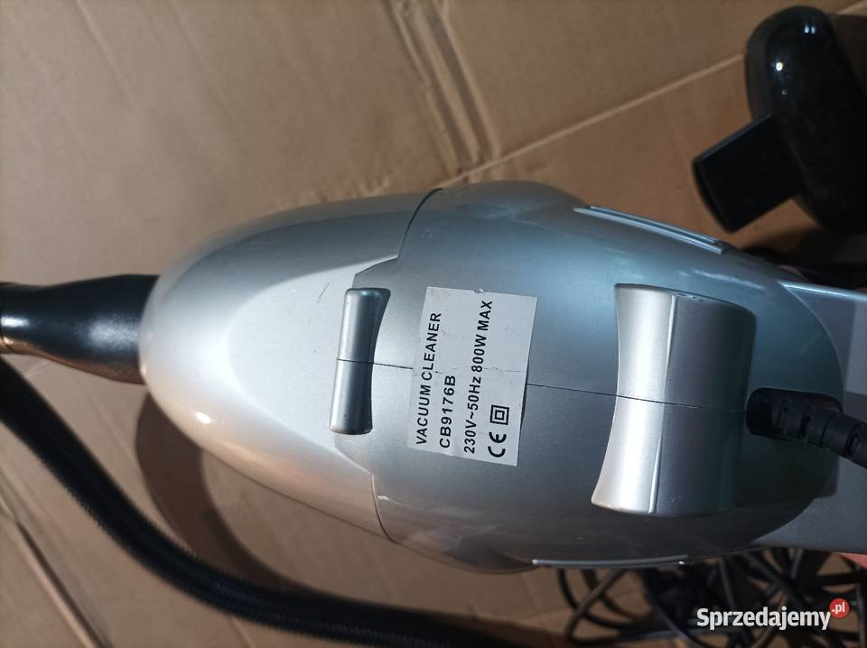 Odkurzacz do samochodu Sterdyń