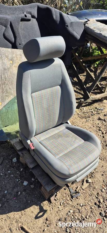 Fotel lewy kierowcy Vw Polo 9N 3D podgrzewany Fotele i kanapy Słupsk sprzedam