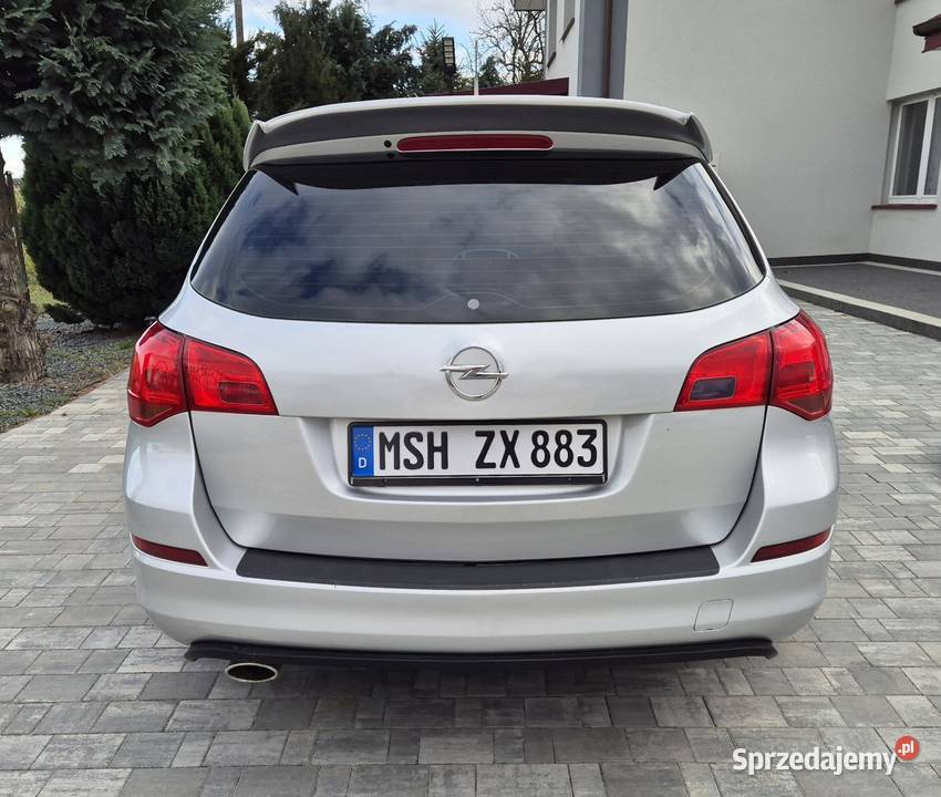 Opel Astra J 14 turbo Alu Klima Navi z Niemiec