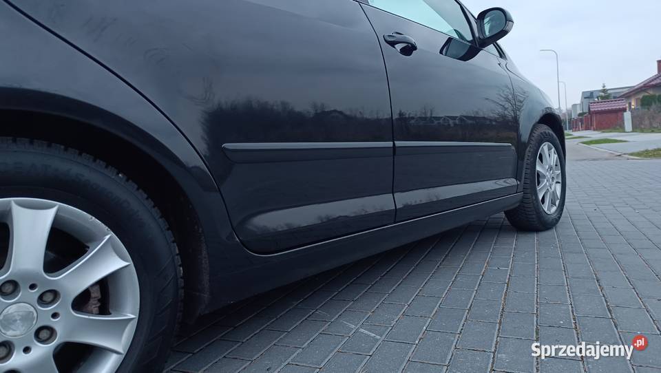 VW Golf 5 16 mpi z gazem super stan niewielki Łuków