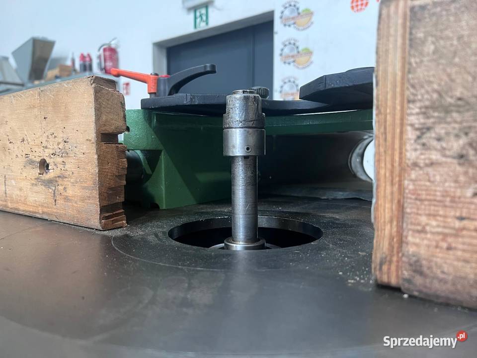 Frezarka dolnowrzecionowa Gomad FD2 Juszczyn sprzedam