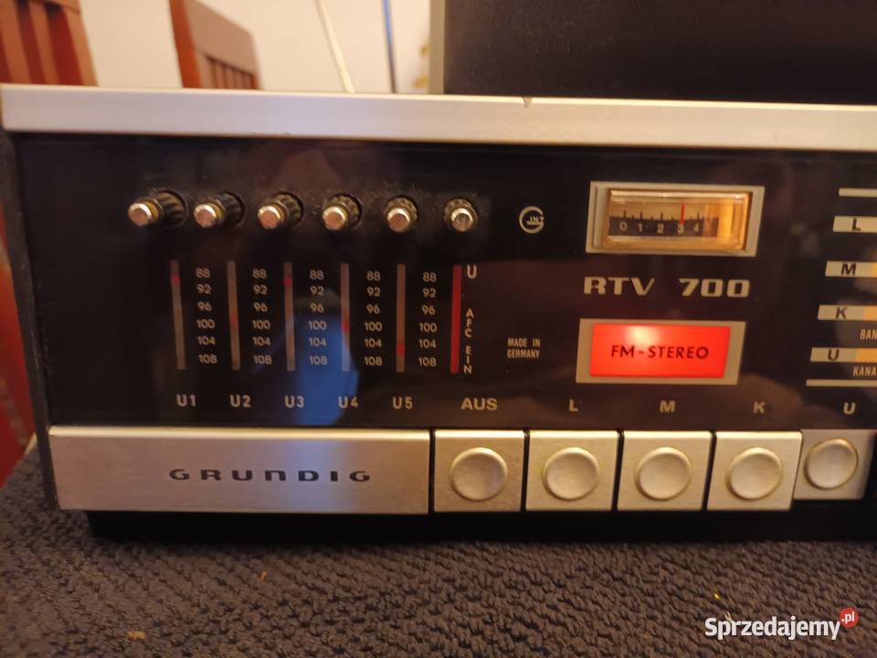 Amplituner Grundig RTV 700 Tychy
