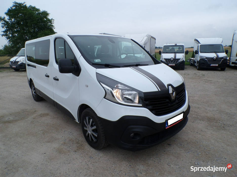 Renault Trafic 9 osobowy long nowy środek Raszków