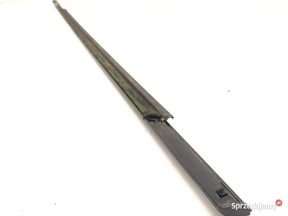 LISTWA ZGARNIAJĄCA TYŁ PRAWA CHROM RENAULT CLIO sprzedam