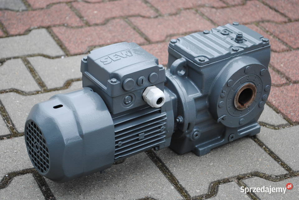 Motoreduktor kątowy 018kw 43obrmin z hamulcem