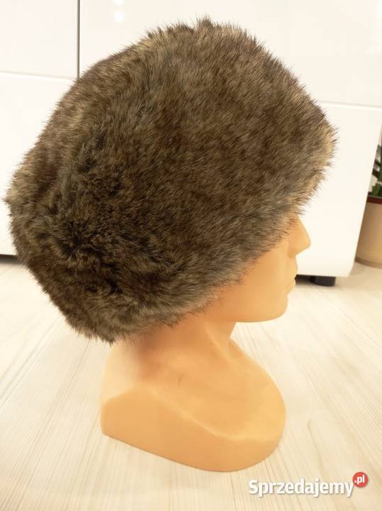 Czapka Futrzana Toczek Sztuczne Futro Beżowa podlaskie Łomża sprzedam