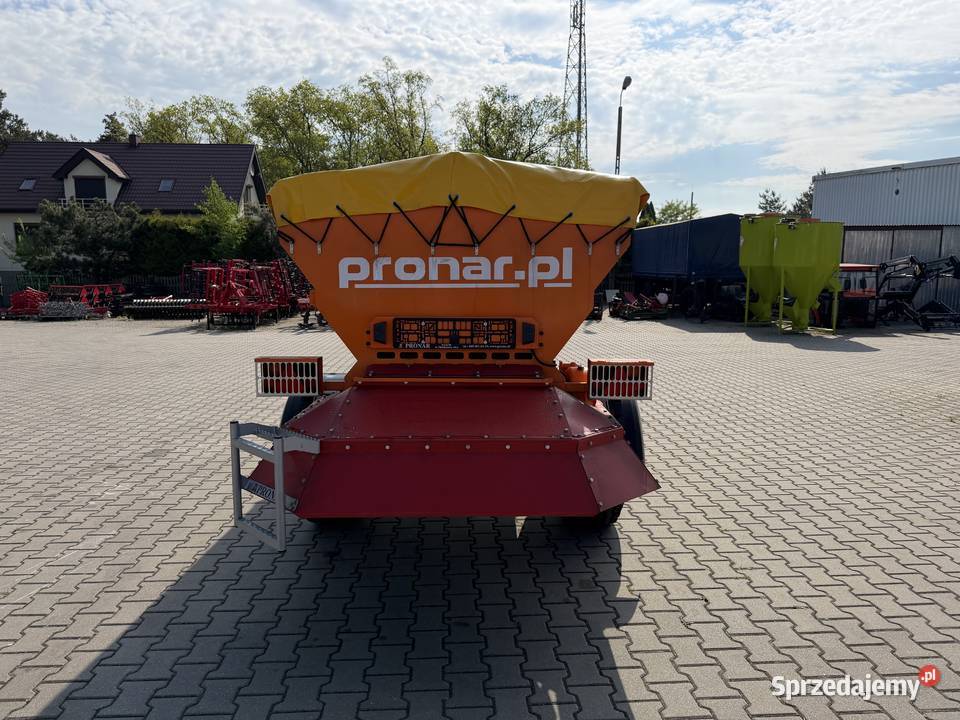 Posypywarka piaskarka Pronar T131 38t Dostępna Pronar Opatówek sprzedam