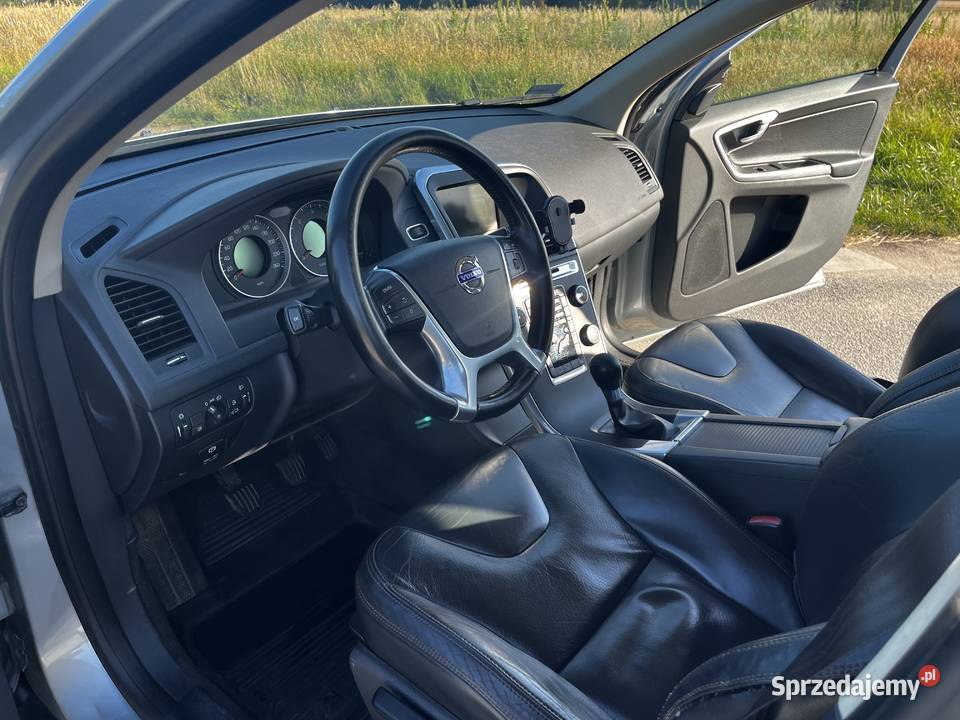 Volvo xc60 nowe opony wielosezonowefiltry i OC Łomża