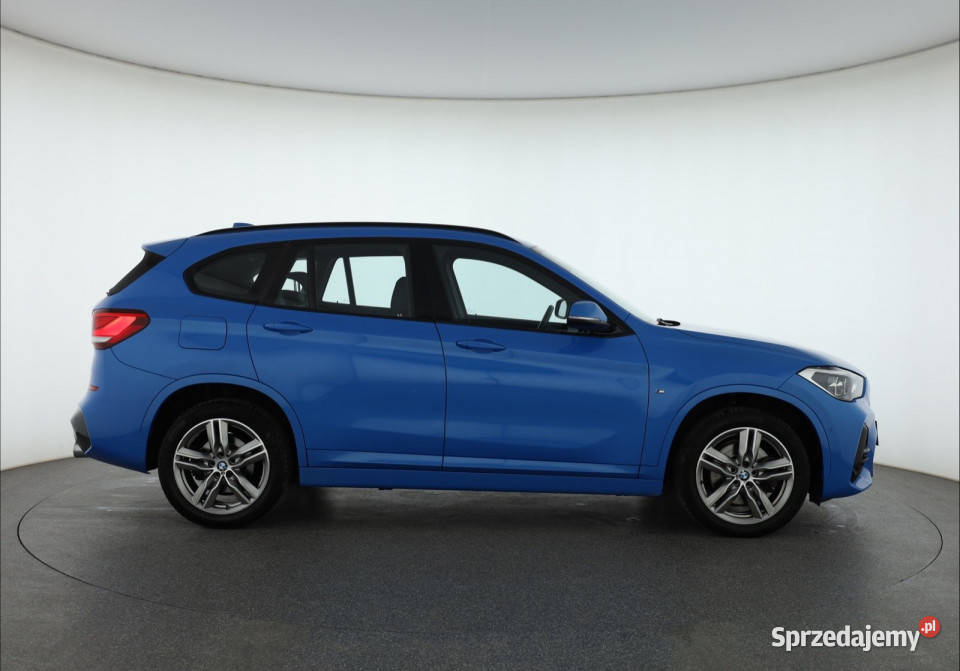 BMW X1 xDrive20i Rok produkcji 2020 Piaseczno