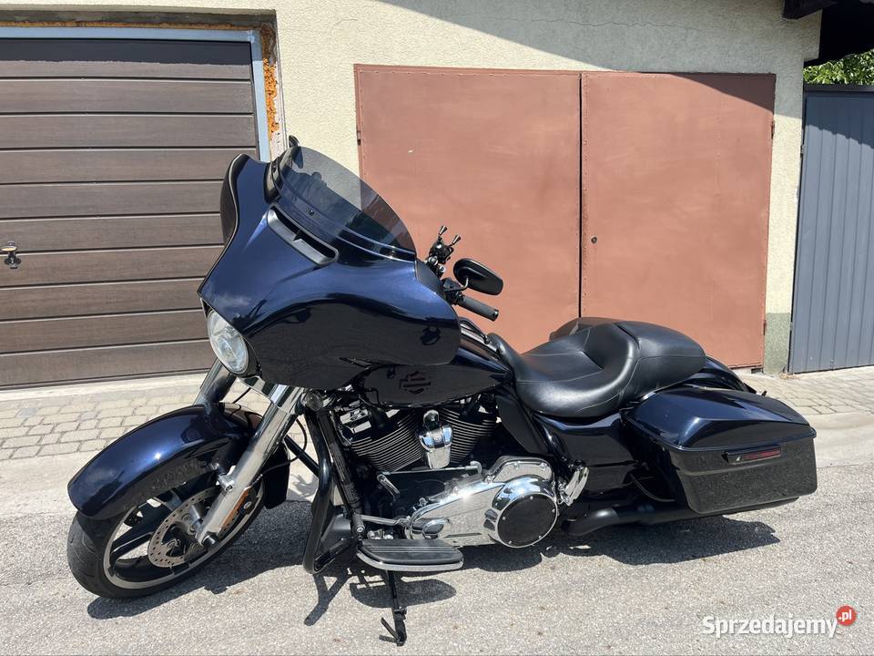 HarleyDavidson Touring FLHX Street Glide 107 Rogów