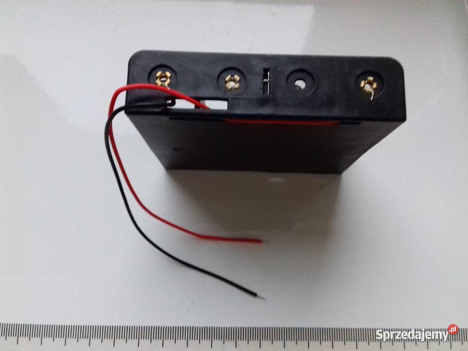 Koszyk na akumulatory 4x18650 z kablami Pozostałe Bydgoszcz