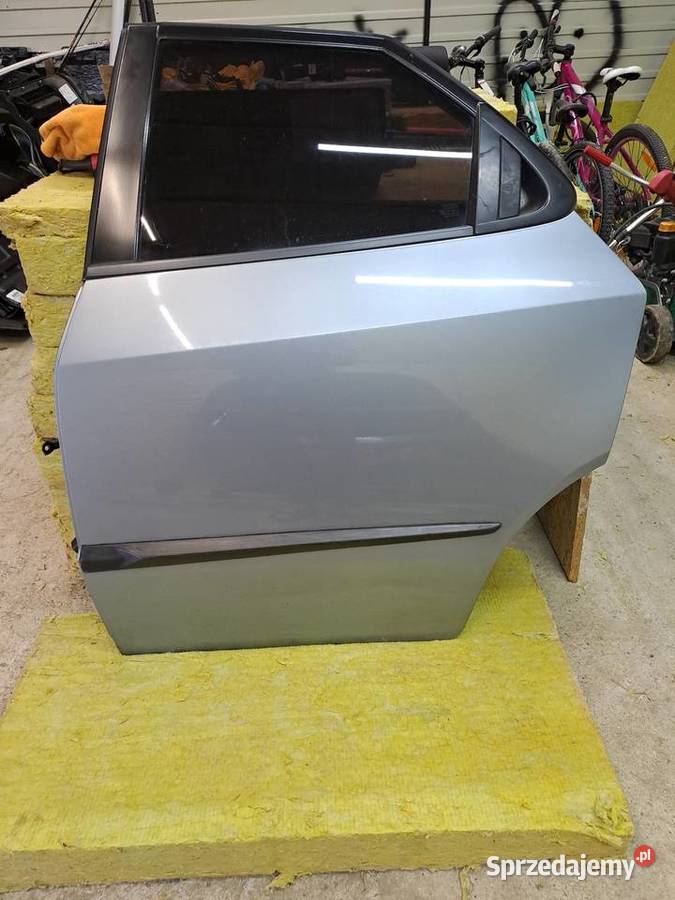 Drzwi lewy tył Honda viii ufo Karoseria Lubin sprzedam